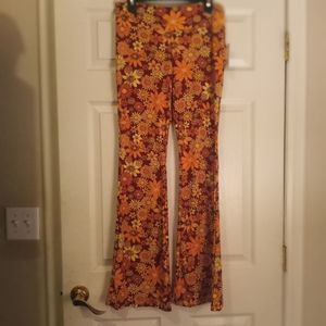 NWT!!! Flower print 70's pattern flare knit pants
